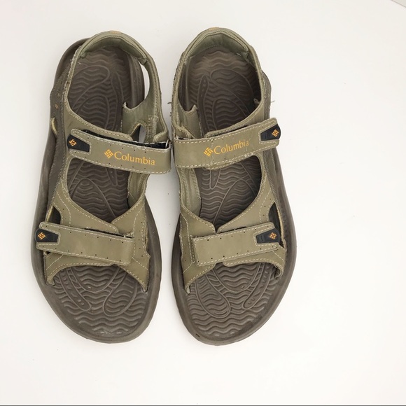 columbia walking sandals